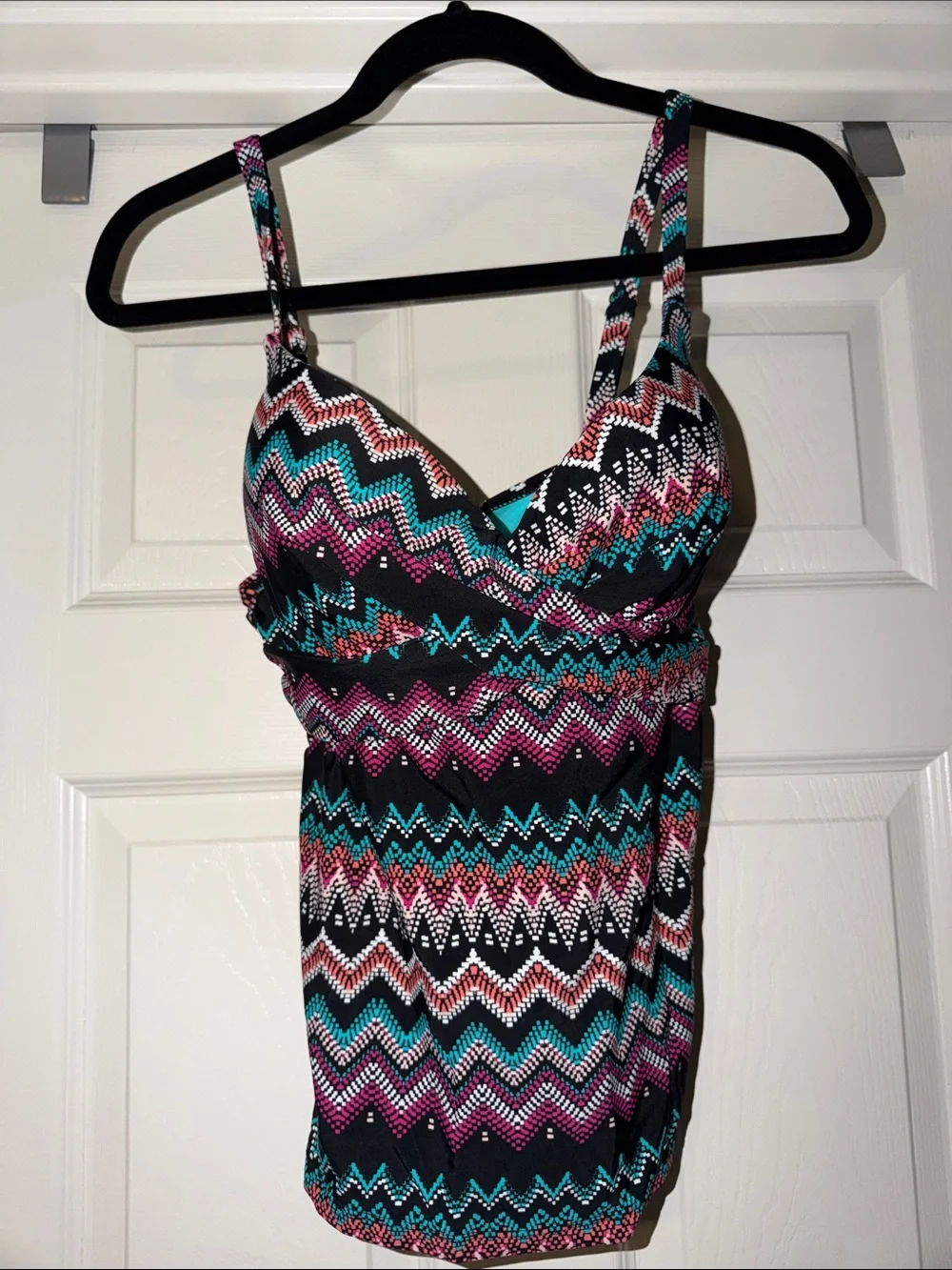 Island Escape women Chevron Swim Tankini - Black, Teal, Magenta